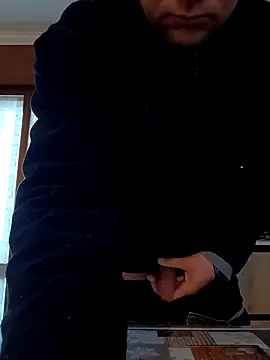 Snapshot of Alessio1987 chatting on February 13, 2026, 6:42 am Alessio1987 online show from February 13, 2026, 6:42 am