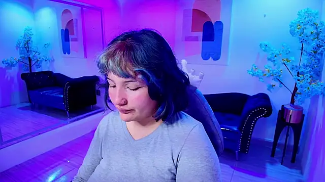 Ritsuka berry online show from April 11, 2026, 7:07 pm