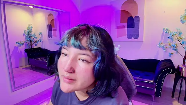 Ritsuka berry online show from April 17, 2026, 7:39 pm