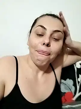 LarisseBelle online show from February 26, 2026, 5:56 pm