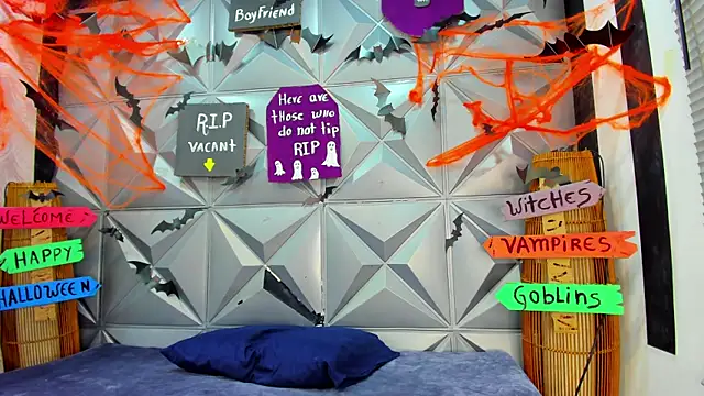 GreciaFox1 online show from November 1, 2025, 11:23 am