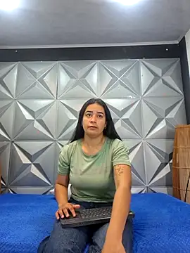 GreciaFox1 online show from November 14, 2025, 11:31 am