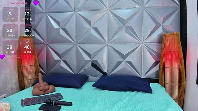 GreciaFox1 online show from January 9, 2026, 11:57 am