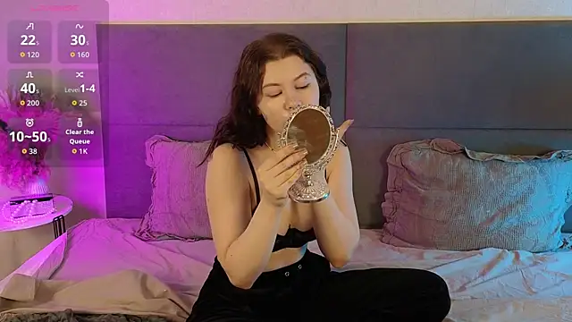 RianaRey online show from March 22, 2026, 1:47 pm