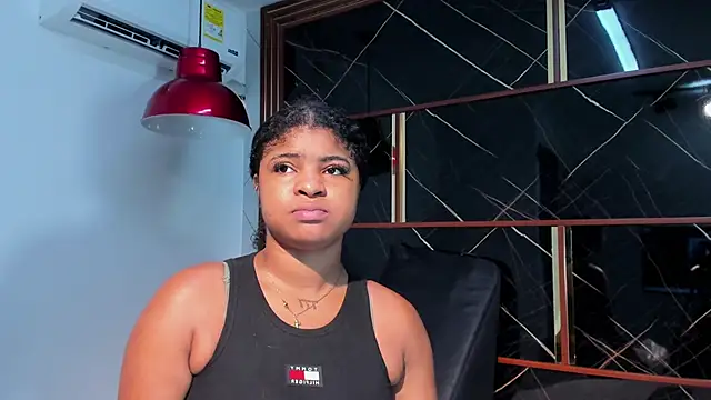 HannyThompson online show from April 21, 2026, 12:44 pm