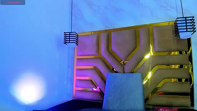 Luciifeer  online show from October 29, 2025, 6:53 pm