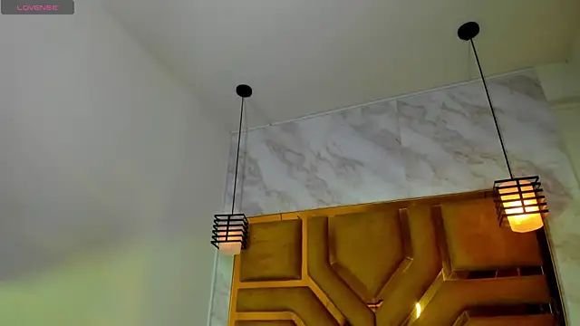 Luciifeer  online show from February 5, 2026, 6:45 pm