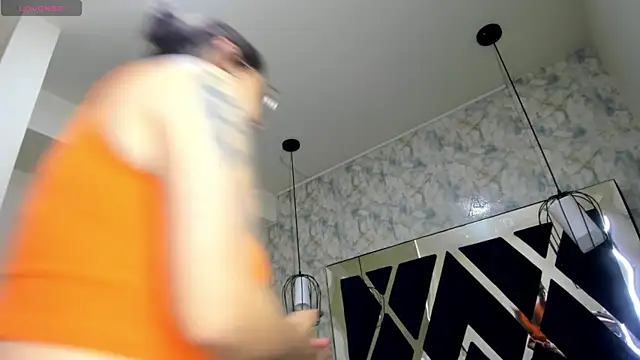 Luciifeer  online show from April 12, 2026, 3:39 pm