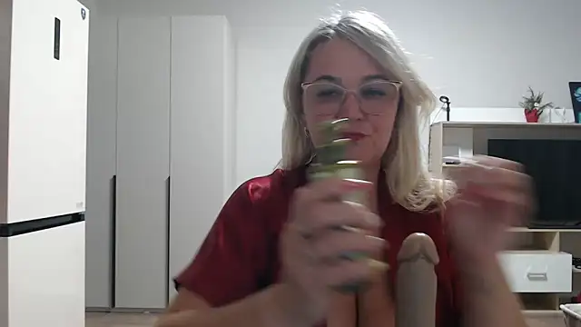 EleanoraDream online show from February 15, 2026, 11:41 am