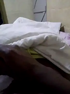 Snapshot of 92donis chatting on December 19, 2025, 8:49 pm 92donis online show from December 19, 2025, 8:49 pm