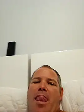 Snapshot of cubanitofeliz40 chatting on September 22, 2025, 11:34 am cubanitofeliz40 online show from September 22, 2025, 11:34 am