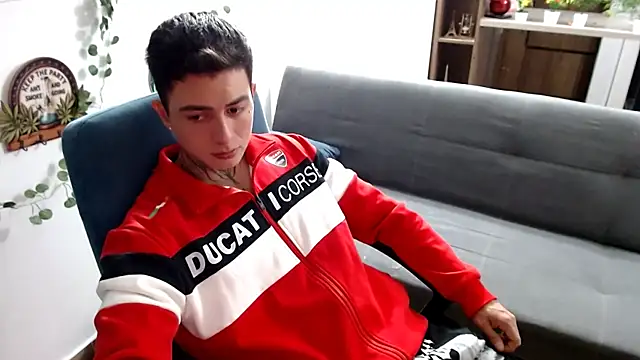 santii ss online show from April 6, 2026, 2:53 am