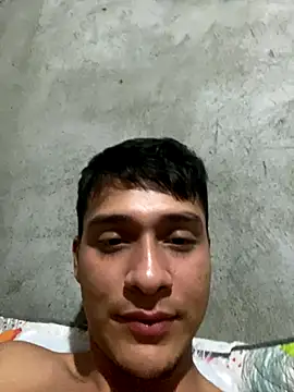 hot boy 04 online show from September 21, 2025, 3:41 am