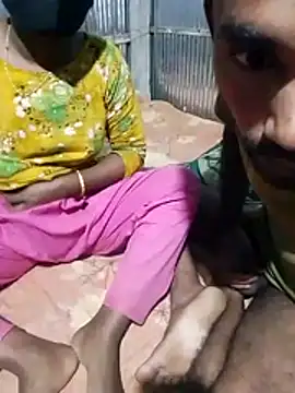 Snapshot of MONiSHA-moni-21 chatting on November 5, 2025, 8:53 pm MONiSHA-moni-21 online show from November 5, 2025, 8:53 pm