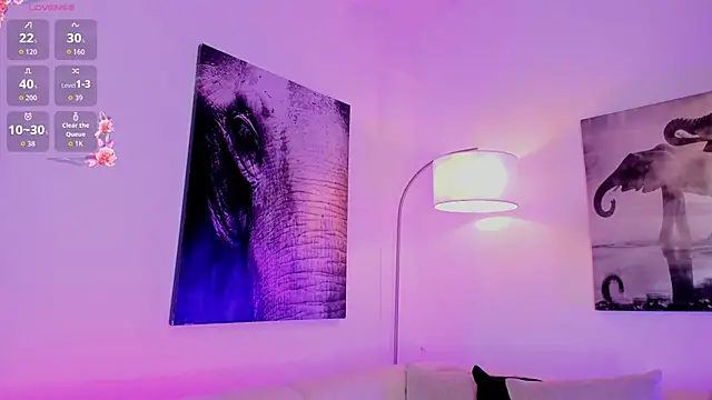 chelssy7 online show from October 18, 2025, 3:42 am