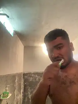 jakaksiaj online show from March 18, 2026, 4:26 am