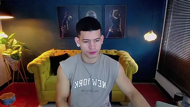 Snapshot of ethan_rodgers chatting on October 15, 2025, 7:58 pm ethan rodgers online show from October 15, 2025, 7:58 pm