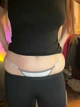 Snapshot of Cuty_Kitty chatting on September 25, 2025, 12:09 pm Cuty Kitty online show from September 25, 2025, 12:09 pm