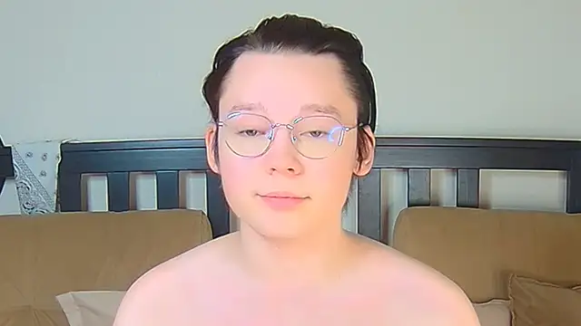 Snapshot of Derek_Carter chatting on October 14, 2025, 1:45 pm Derek Carter online show from October 14, 2025, 1:45 pm