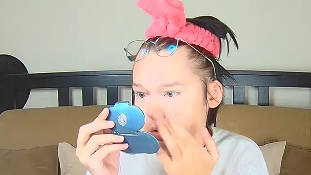 Derek Carter online show from December 5, 2025, 2:14 pm