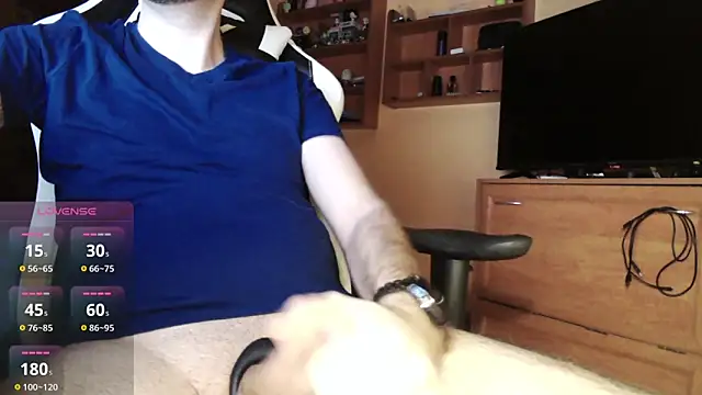 Snapshot of Bigszaab chatting on November 15, 2025, 12:02 pm Bigszaab online show from November 15, 2025, 12:02 pm