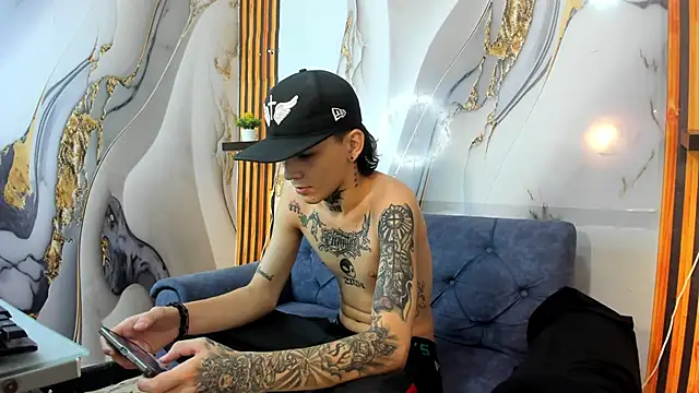 StraightBoy Nick online show from October 10, 2025, 4:55 am