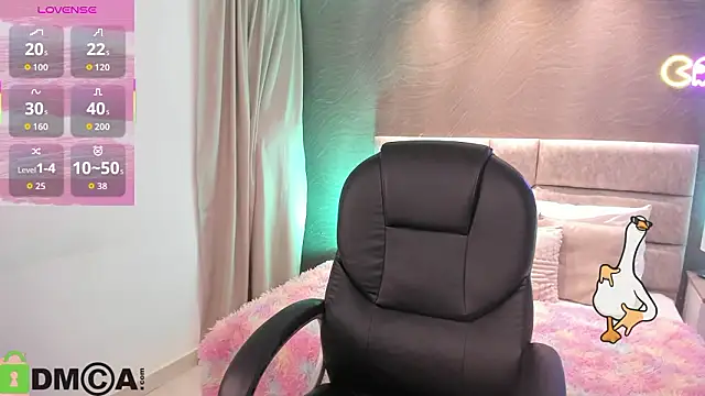 Snapshot of Arinextdoor chatting on February 22, 2026, 3:51 am Arinextdoor online show from February 22, 2026, 3:51 am