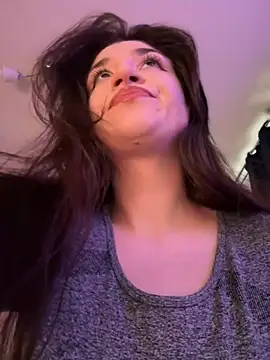 Snapshot of ScarletBloom_ chatting on October 12, 2025, 1:54 pm ScarletBloom online show from October 12, 2025, 1:54 pm