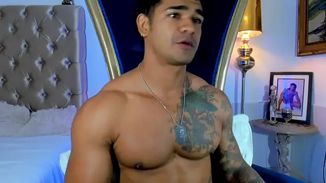 Snapshot of antonio__444 chatting on September 19, 2025, 7:32 am antonio 444 online show from September 19, 2025, 7:32 am