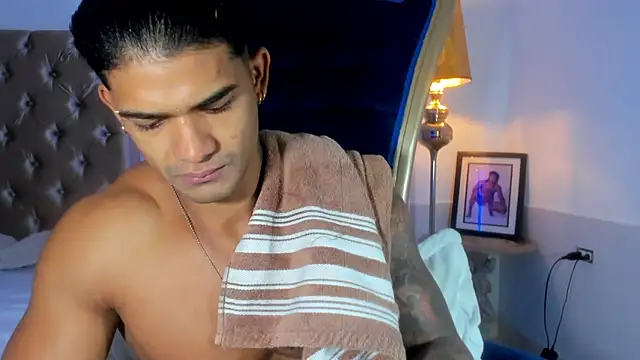 Snapshot of antonio__444 chatting on October 2, 2025, 10:11 am antonio 444 online show from October 2, 2025, 10:11 am