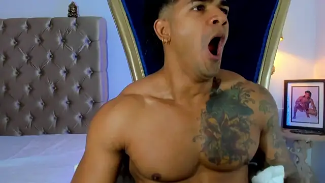 Snapshot of antonio__444 chatting on October 17, 2025, 10:29 am antonio 444 online show from October 17, 2025, 10:29 am