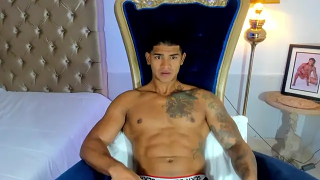 Snapshot of antonio__444 chatting on October 30, 2025, 12:17 pm antonio 444 online show from October 30, 2025, 12:17 pm