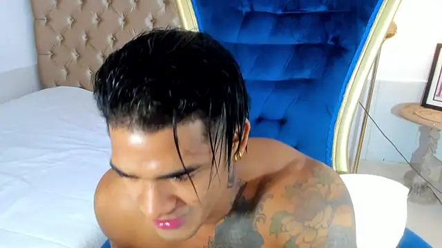 Snapshot of antonio__444 chatting on November 6, 2025, 8:04 am antonio 444 online show from November 6, 2025, 8:04 am