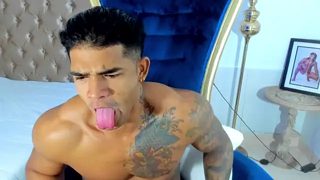 Snapshot of antonio__444 chatting on November 7, 2025, 10:04 am antonio 444 online show from November 7, 2025, 10:04 am