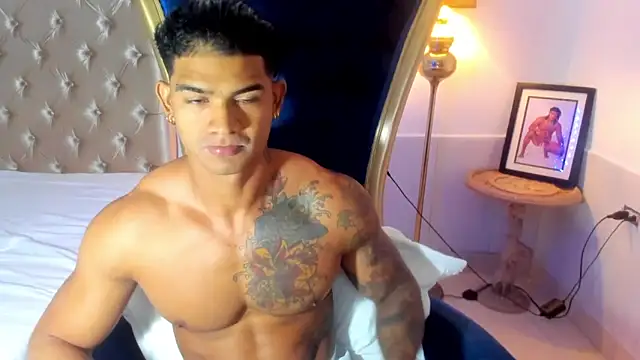 Snapshot of antonio__444 chatting on November 10, 2025, 11:31 am antonio 444 online show from November 10, 2025, 11:31 am