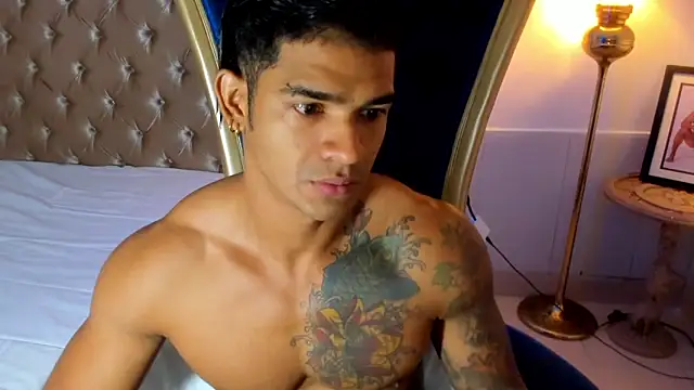 antonio  444 online show from November 20, 2025, 11:43 am