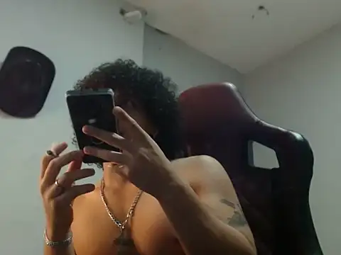 Xfire boy69 online show from October 10, 2025, 12:59 pm