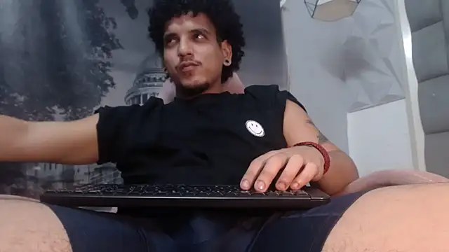 Xfire boy69 online show from February 26, 2026, 3:55 pm