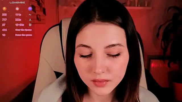 Snapshot of Kimmie_shine chatting on October 22, 2025, 11:32 am Kimmie shine online show from October 22, 2025, 11:32 am