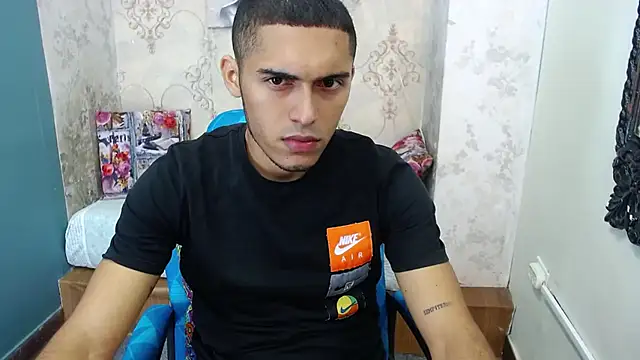 Derek Storm  online show from September 24, 2025, 2:26 am