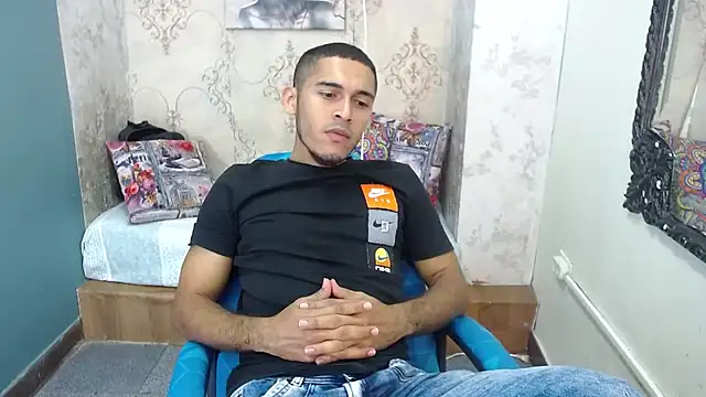 Derek Storm  online show from September 26, 2025, 2:48 am