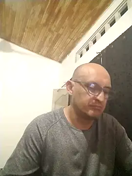 Snapshot of jorge406 chatting on March 4, 2026, 11:44 pm jorge406 online show from March 4, 2026, 11:44 pm