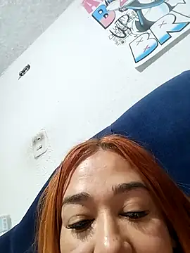 MOM CAMILA online show from March 1, 2026, 9:06 pm