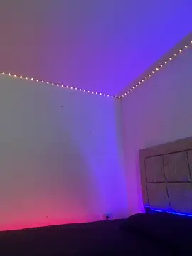 EmilyNoir1 online show from February 8, 2026, 12:03 am