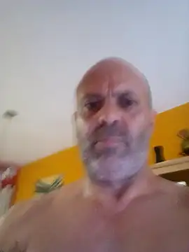 Snapshot of Pablitoarg chatting on December 2, 2025, 9:54 pm Pablitoarg online show from December 2, 2025, 9:54 pm