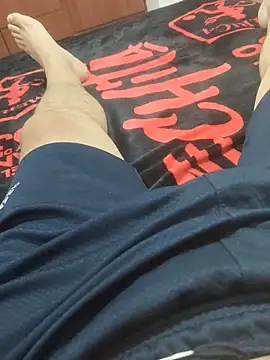 Snapshot of ScuffingBungalow chatting on February 22, 2026, 9:35 pm ScuffingBungalow online show from February 22, 2026, 9:35 pm