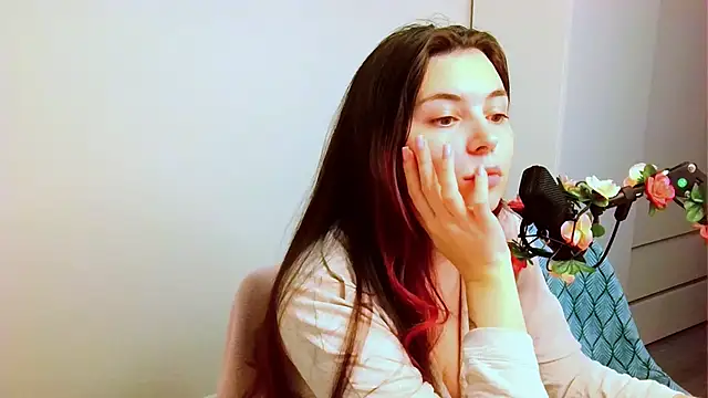 peachyness online show from December 16, 2025, 2:22 pm