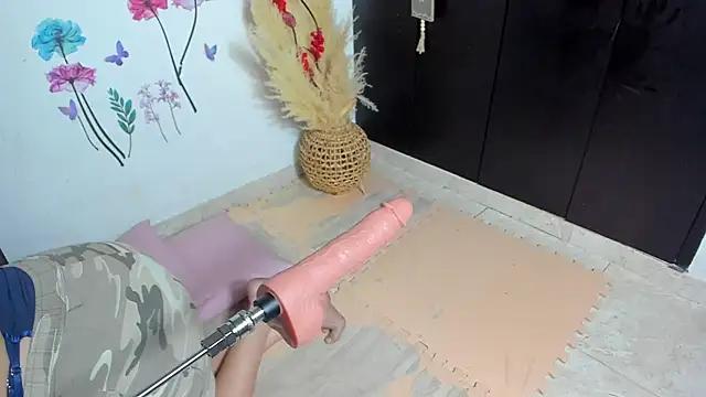 Snapshot of Majosworld_ chatting on September 14, 2025, 6:51 pm Majosworld online show from September 14, 2025, 6:51 pm