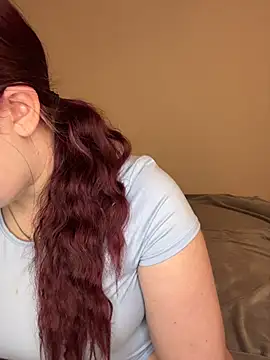 SweetTeenGirl online show from February 25, 2026, 6:28 pm