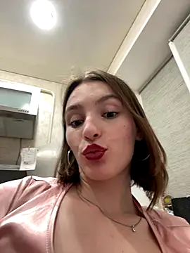 ZariaFlame online show from September 9, 2025, 8:52 pm